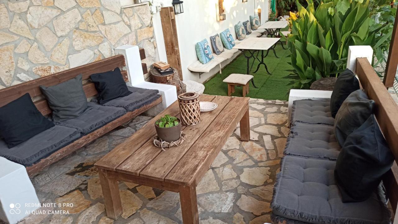 Bourbos Summer Rooms Himare Kamer foto